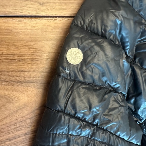 BCBGeneration Ultra Light Weight Packable Down Puffer - Picture 4 of 6